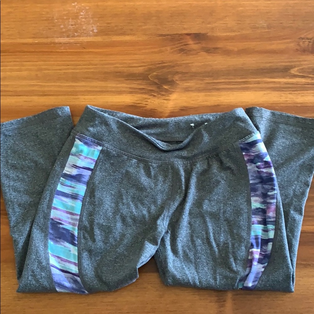 🌸Girl Capri Leggings Sz 12🌸